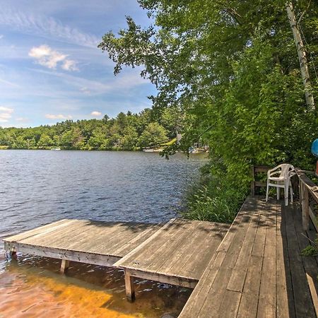 Waterfront New England House On Wickaboag Lake! West Brookfield Exterior foto