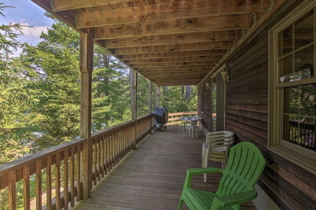 Waterfront New England House On Wickaboag Lake! West Brookfield Exterior foto